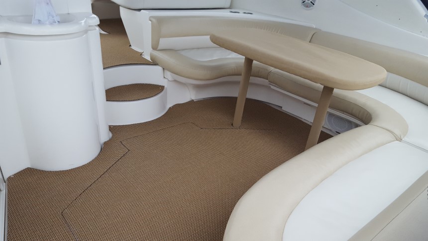 Sweeping two-tone dinette seating and flooring